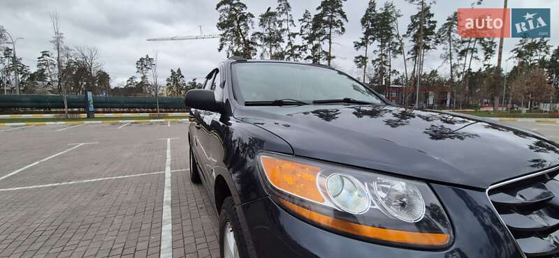 Позашляховик / Кросовер Hyundai Santa FE 2010 в Ірпені