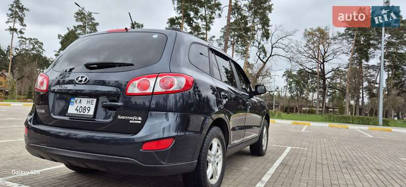 Позашляховик / Кросовер Hyundai Santa FE 2010 в Ірпені
