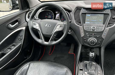 Позашляховик / Кросовер Hyundai Santa FE 2013 в 