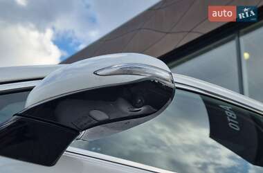 Внедорожник / Кроссовер Hyundai Santa FE 2019 в 