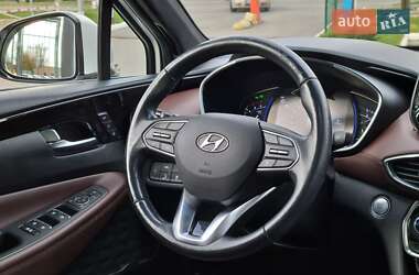 Внедорожник / Кроссовер Hyundai Santa FE 2019 в 
