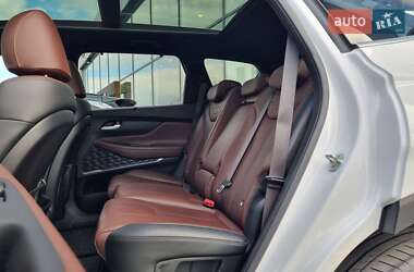 Внедорожник / Кроссовер Hyundai Santa FE 2019 в 