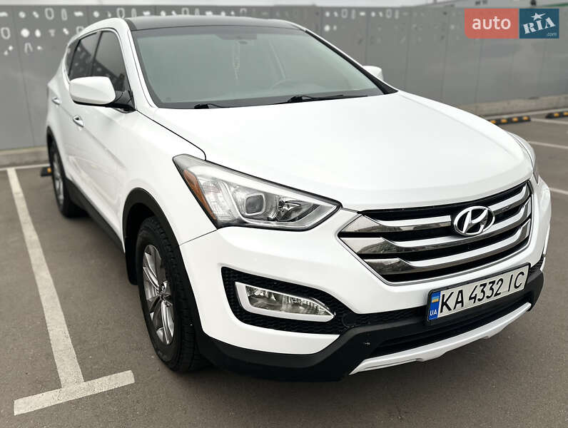 Позашляховик / Кросовер Hyundai Santa FE 2015 в Києві