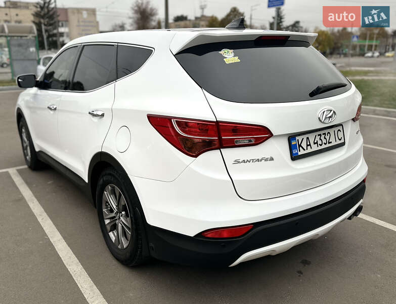 Позашляховик / Кросовер Hyundai Santa FE 2015 в Києві