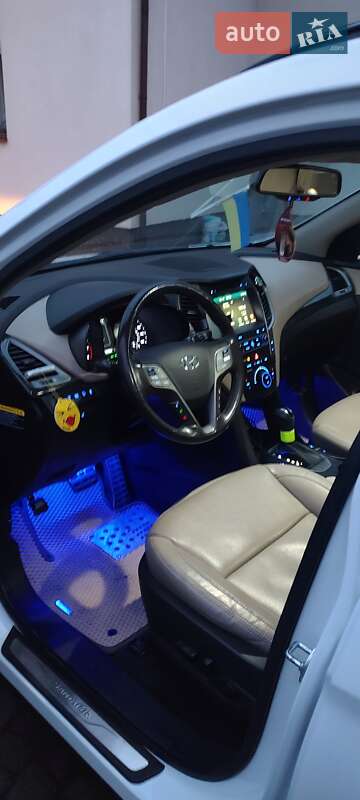 Минивэн Hyundai Santa FE 2016 в Луцке фото 4 Минивэн Hyundai Santa FE 2016 в Луцке