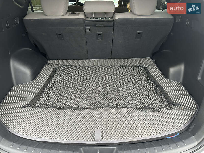 Позашляховик / Кросовер Hyundai Santa FE 2015 в Києві