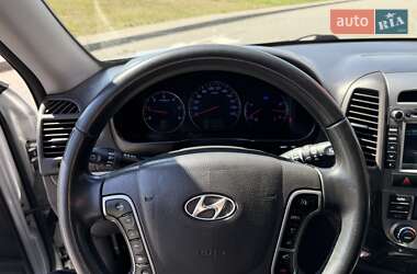 Внедорожник / Кроссовер Hyundai Santa FE 2012 в 