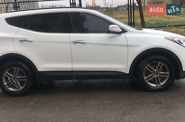 Внедорожник / Кроссовер Hyundai Santa FE 2016 в 