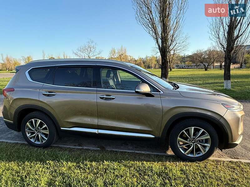 Позашляховик / Кросовер Hyundai Santa FE 2018 в Кам'янському