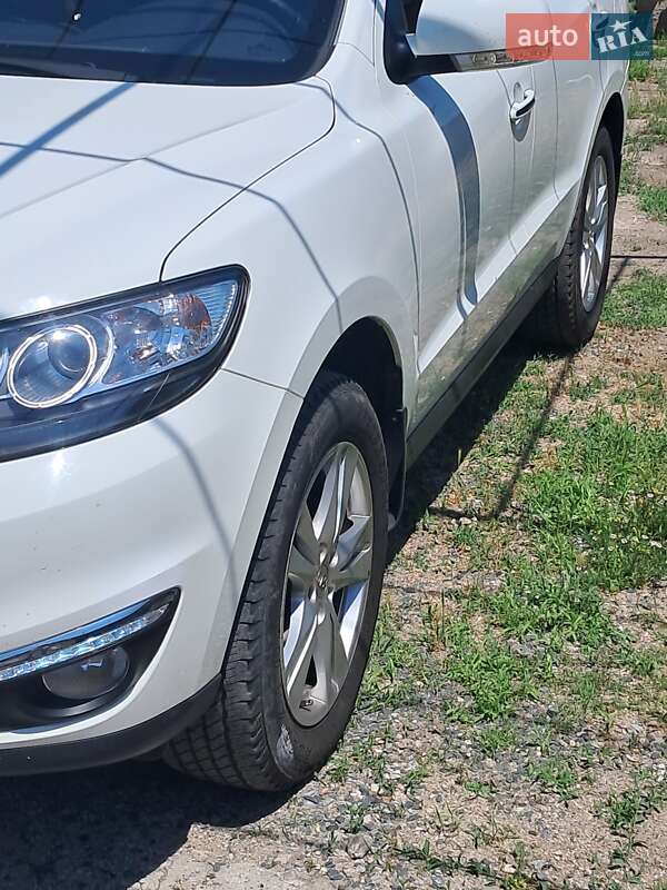 Позашляховик / Кросовер Hyundai Santa FE 2012 в Ізмаїлі