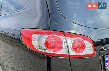 Внедорожник / Кроссовер Hyundai Santa FE 2011 в 