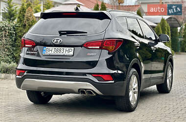 Позашляховик / Кросовер Hyundai Santa FE 2016 в 