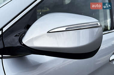 Внедорожник / Кроссовер Hyundai Santa FE 2013 в 