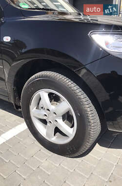 Внедорожник / Кроссовер Hyundai Santa FE 2008 в 