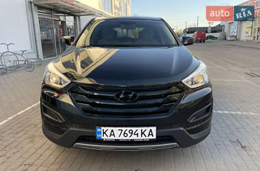 Внедорожник / Кроссовер Hyundai Santa FE 2013 в 