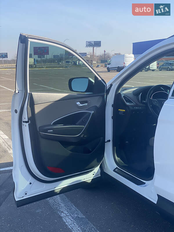 Позашляховик / Кросовер Hyundai Santa FE 2017 в Одесі