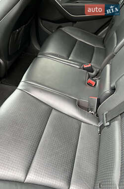 Внедорожник / Кроссовер Hyundai Santa FE 2012 в 