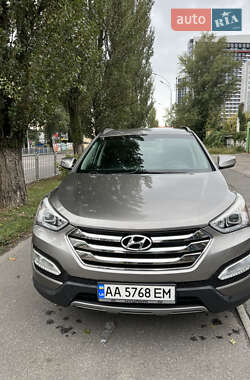 Внедорожник / Кроссовер Hyundai Santa FE 2012 в 