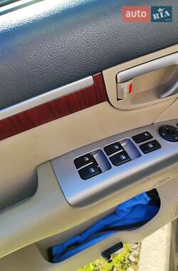 Позашляховик / Кросовер Hyundai Santa FE 2008 в 