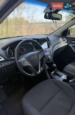 Внедорожник / Кроссовер Hyundai Santa FE 2013 в 