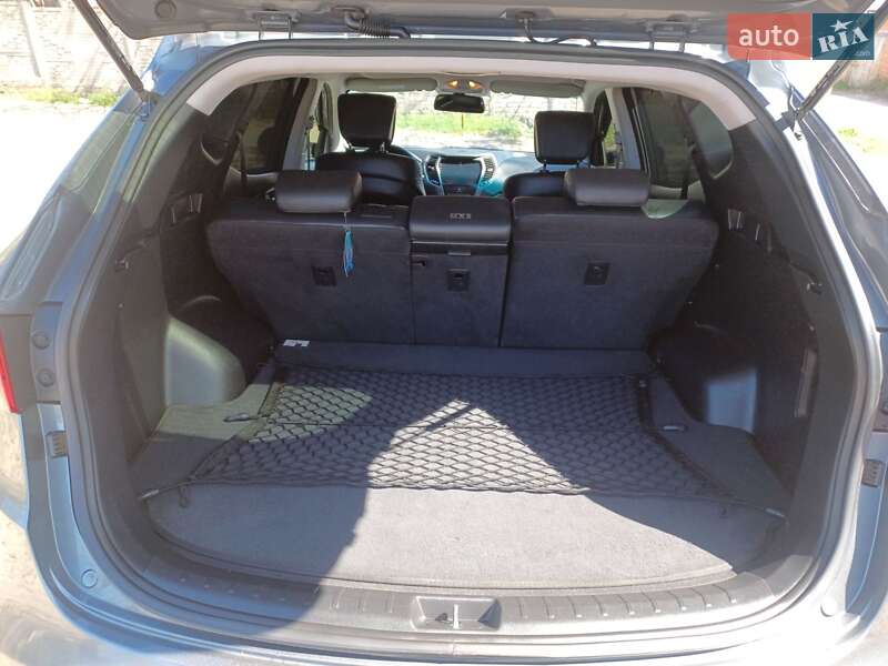 Позашляховик / Кросовер Hyundai Santa FE 2014 в Краснограді