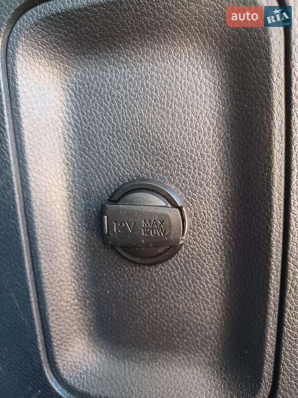 Позашляховик / Кросовер Hyundai Santa FE 2014 в Краснограді