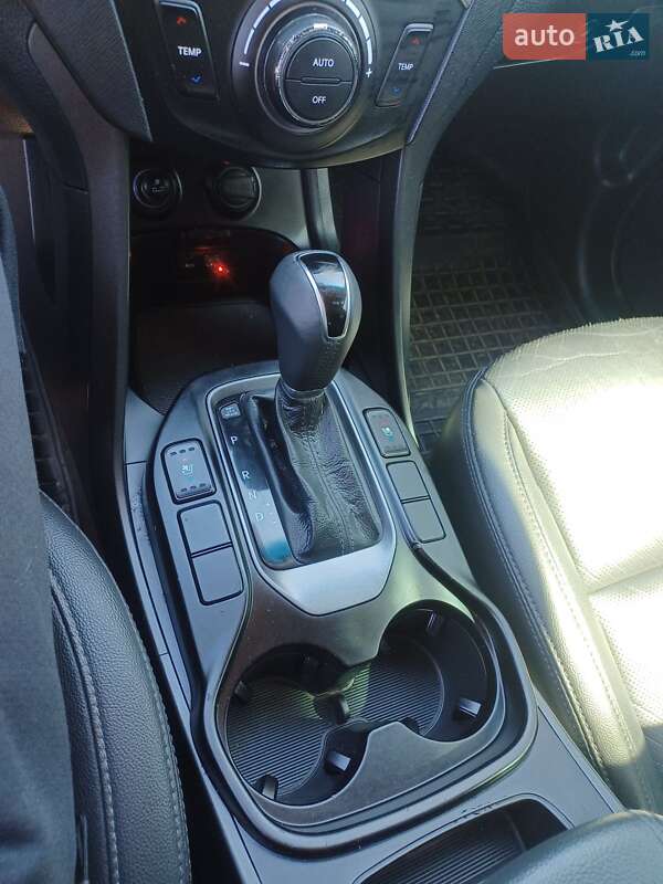 Позашляховик / Кросовер Hyundai Santa FE 2014 в Краснограді