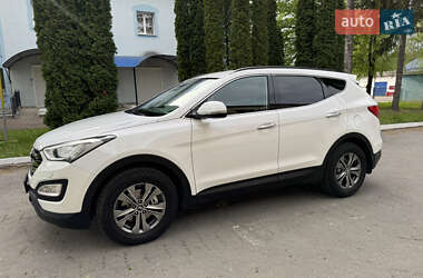 Внедорожник / Кроссовер Hyundai Santa FE 2015 в 