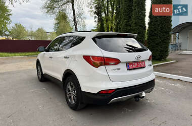 Внедорожник / Кроссовер Hyundai Santa FE 2015 в 