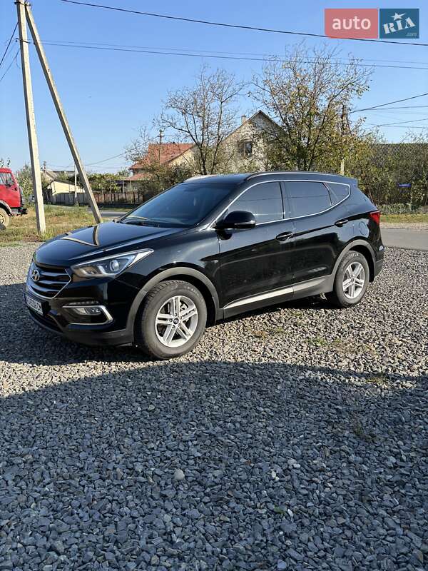 Внедорожник / Кроссовер Hyundai Santa FE 2016 в Тячеве фото 5 Внедорожник / Кроссовер Hyundai Santa FE 2016 в Тячеве