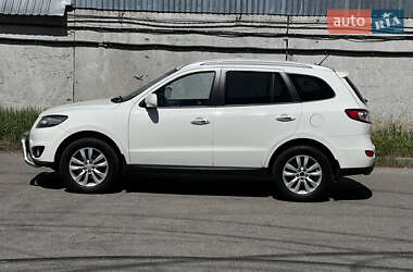 Позашляховик / Кросовер Hyundai Santa FE 2010 в 