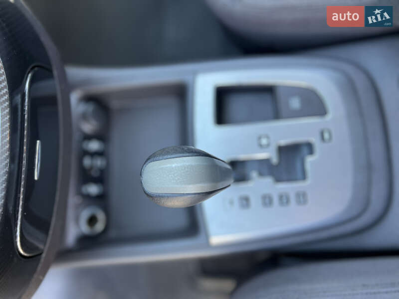 Внедорожник / Кроссовер Hyundai Santa FE 2010 в Киеве