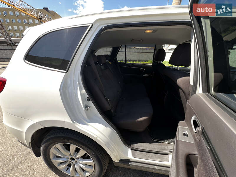 Внедорожник / Кроссовер Hyundai Santa FE 2010 в Киеве