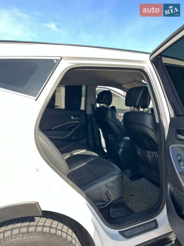 Внедорожник / Кроссовер Hyundai Santa FE 2012 в Виннице