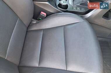 Позашляховик / Кросовер Hyundai Santa FE 2013 в 