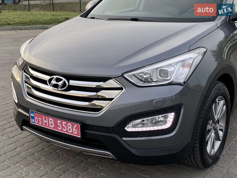 Позашляховик / Кросовер Hyundai Santa FE 2014 в Радивиліві