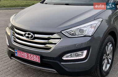 Внедорожник / Кроссовер Hyundai Santa FE 2014 в 