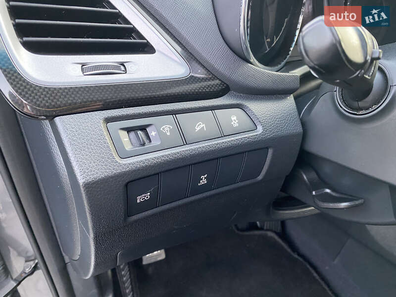 Позашляховик / Кросовер Hyundai Santa FE 2014 в Радивиліві