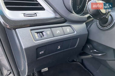 Внедорожник / Кроссовер Hyundai Santa FE 2014 в 