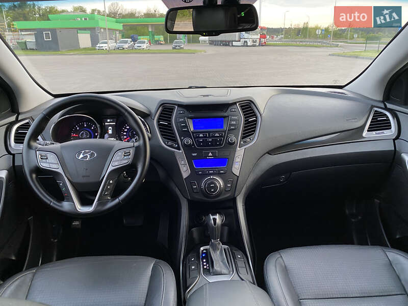 Позашляховик / Кросовер Hyundai Santa FE 2014 в Радивиліві