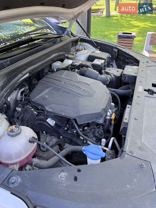 Позашляховик / Кросовер Hyundai Santa FE 2020 в Києві