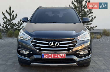 Внедорожник / Кроссовер Hyundai Santa FE 2015 в 