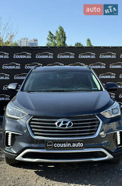 Позашляховик / Кросовер Hyundai Santa FE 2018 в 