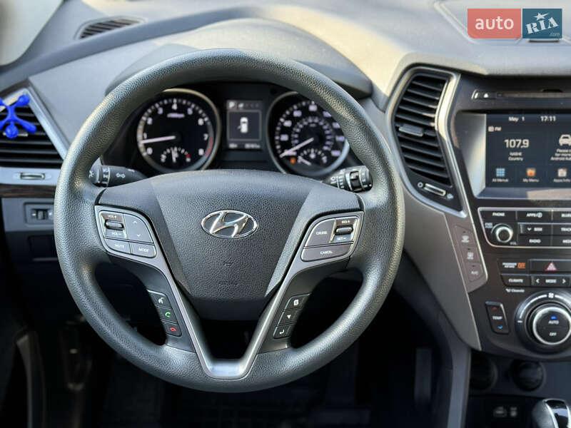 Позашляховик / Кросовер Hyundai Santa FE 2018 в Києві