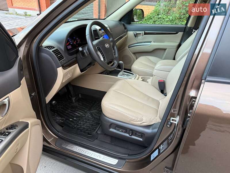 Позашляховик / Кросовер Hyundai Santa FE 2011 в Харкові