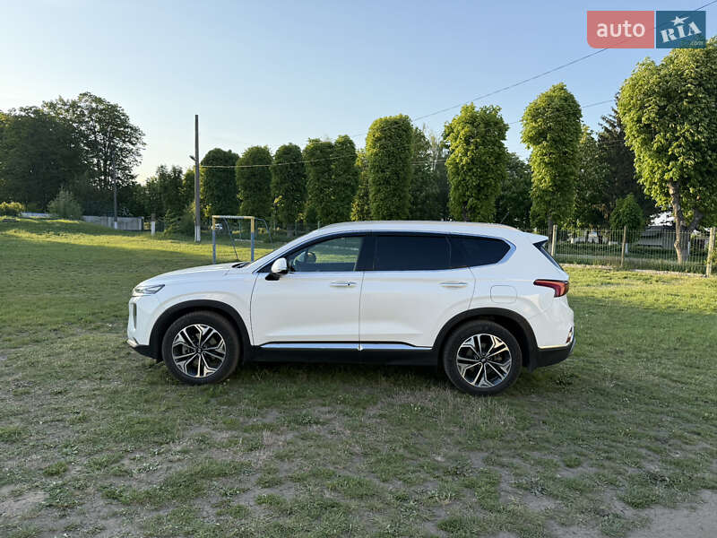 Позашляховик / Кросовер Hyundai Santa FE 2019 в Подільську
