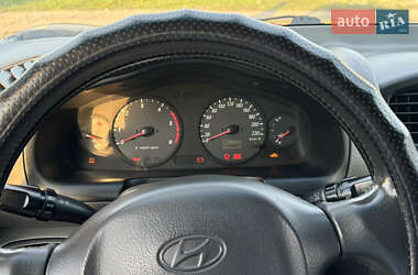 Позашляховик / Кросовер Hyundai Santa FE 2004 в Хмельницькому