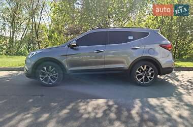 Внедорожник / Кроссовер Hyundai Santa FE 2016 в 