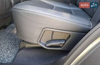 Внедорожник / Кроссовер Hyundai Santa FE 2016 в 