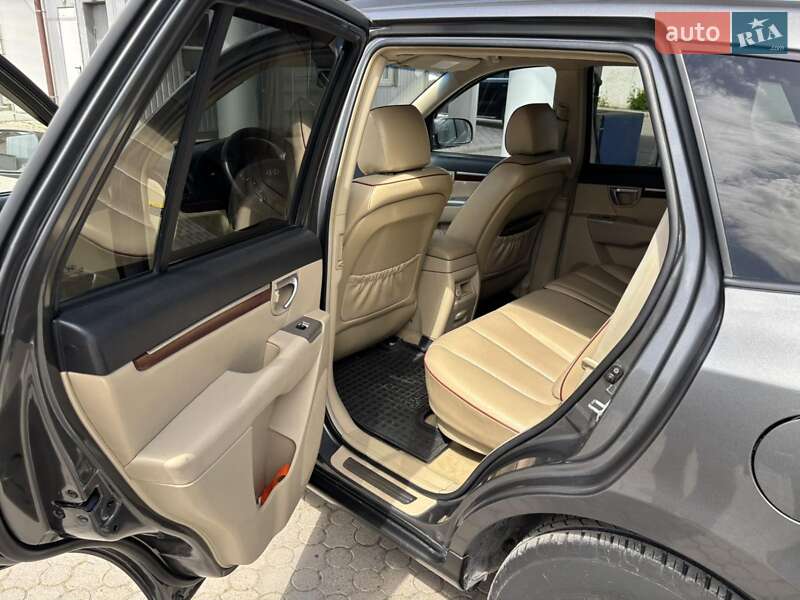 Внедорожник / Кроссовер Hyundai Santa FE 2008 в Каменец-Подольском